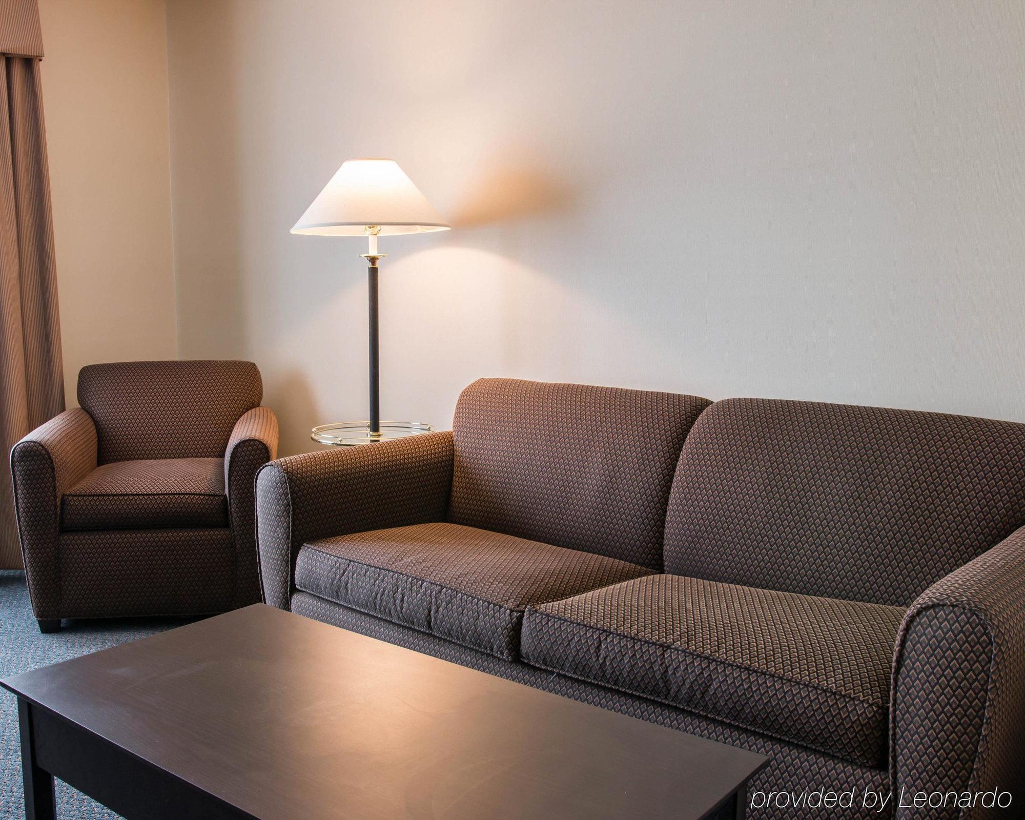 Comfort Suites Wixom Exteriér fotografie